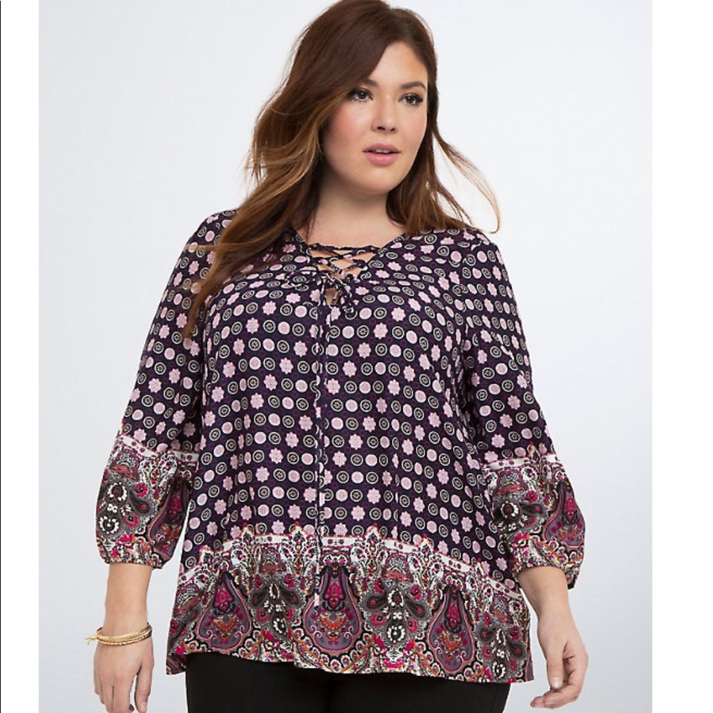 Torrid geo print lace up blouse